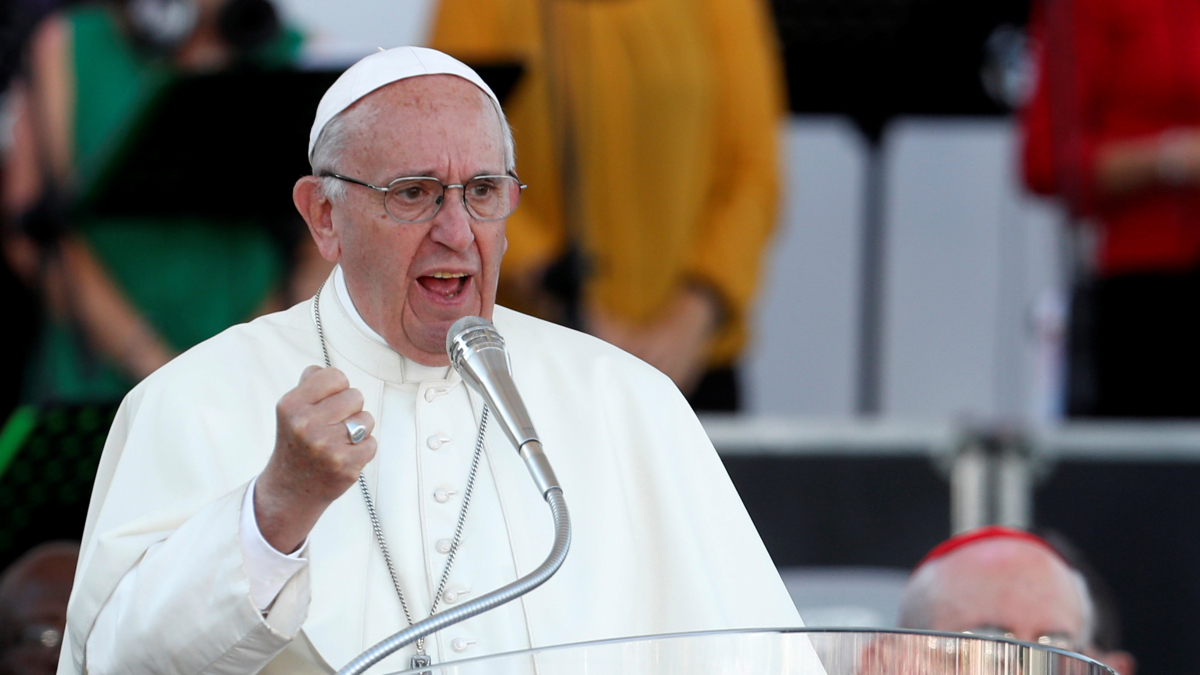 البابا فرنسيس يندد باستغلال أزمة كورونا و"نفاق" السياسيين