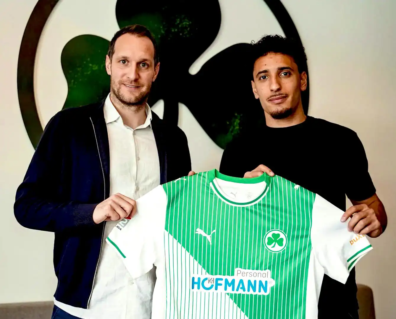 سيف الله لطيف لاعب غروثر فورت الألماني الجديد