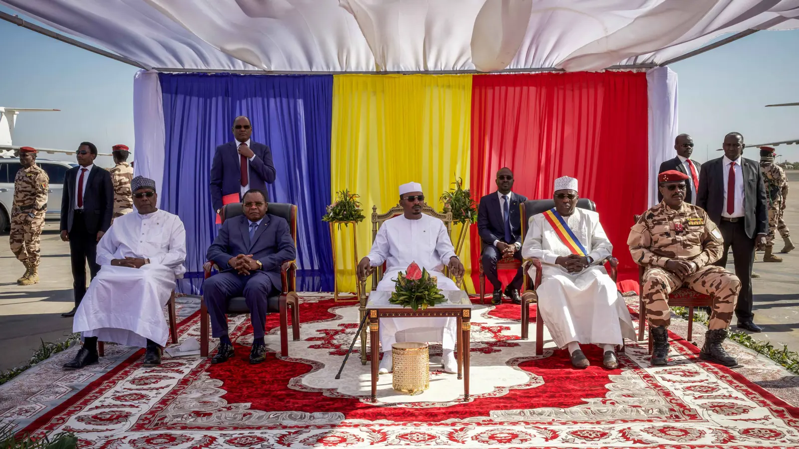 تسلم حقيبة الخارجية.. عودة "قوية" للوزير التشادي عبد الله صابر فضل