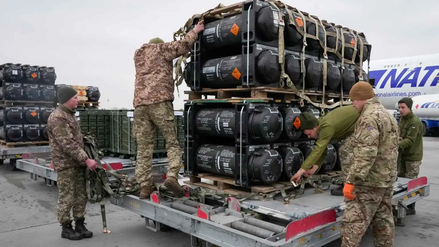 صفقة مليارية.. واشنطن توافق على بيع ذخائر ومعدات عسكرية لأوكرانيا