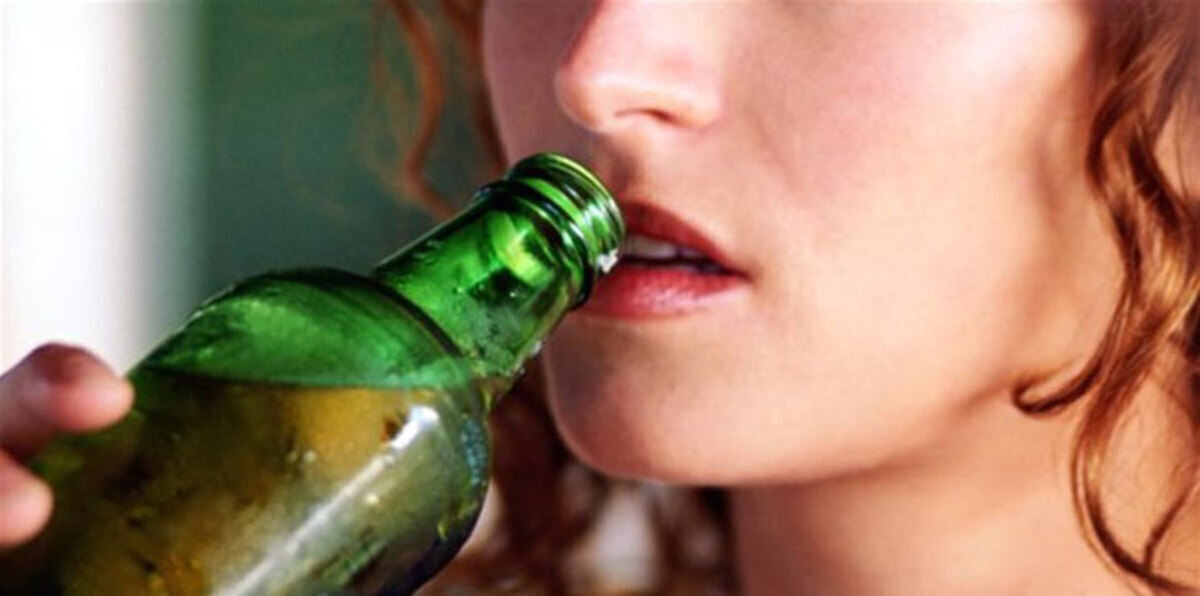 "آيس كريم" لعلاج آثار الكحول في الصباح (صور)