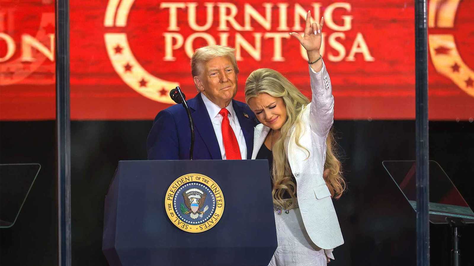 ترامب يبشّر بعصر الهيمنة.. هل توحّد "دماء" كيرك الجمهوريين؟