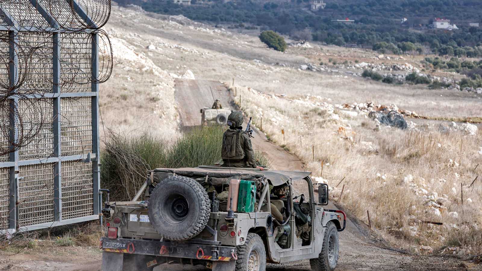 من "يونيفيل" إلى"ألوني هبشان".. كيف بدأت إسرائيل تغيير خريطة سوريا؟