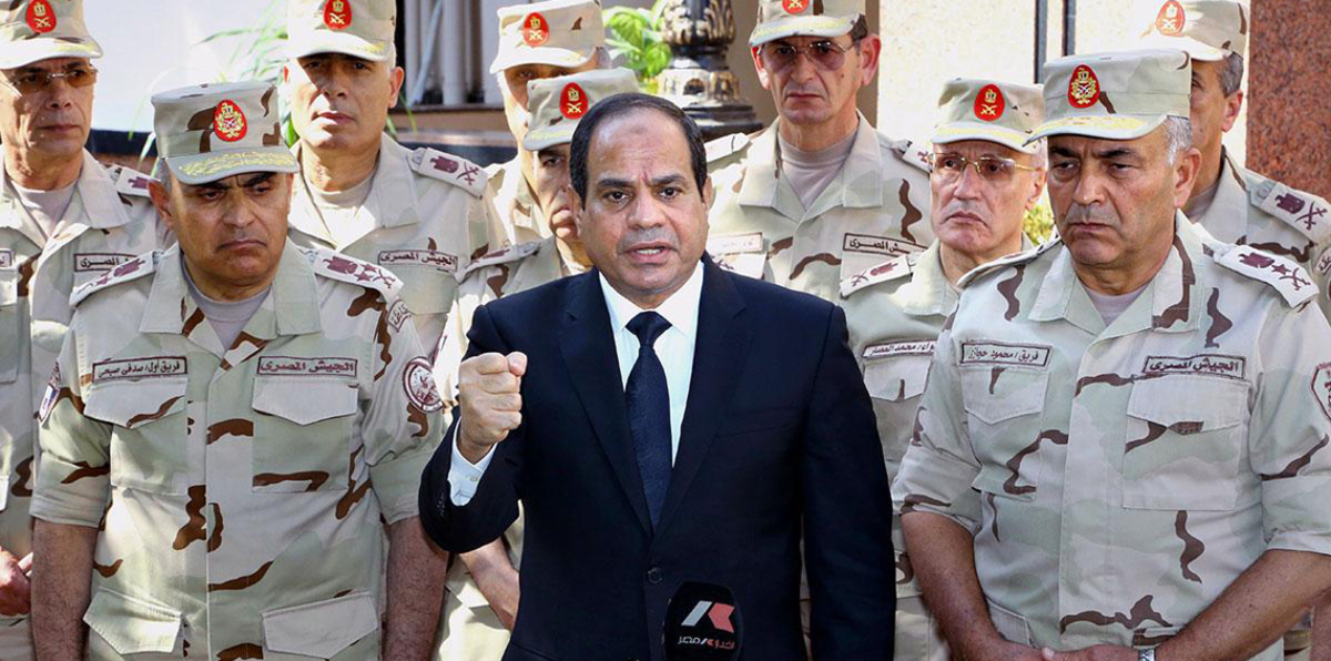 دلالات تعيين حجازي رئيسًا لأركان الجيش المصري ونقل صهر السيسي للهيئة الاستشارية