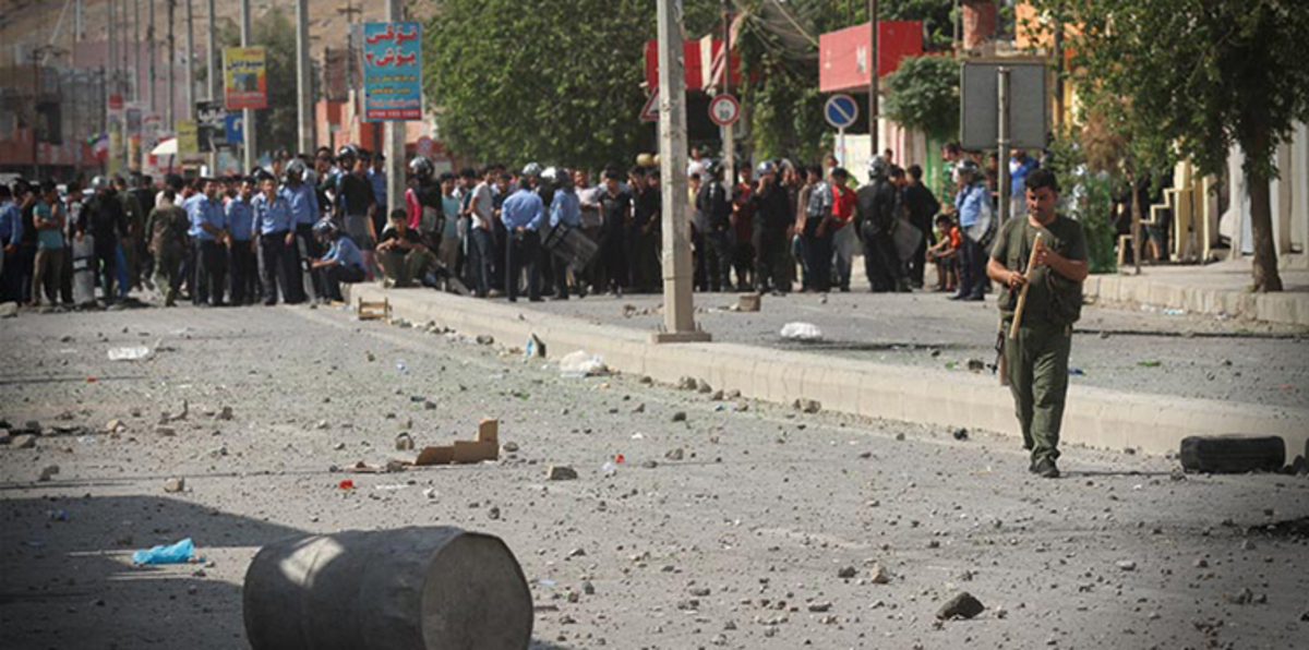 مظاهرات في السليمانية معقل طالباني تطالب برحيل بارزاني