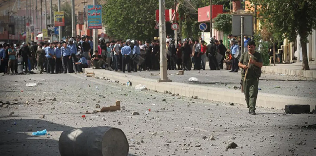 مظاهرات في السليمانية معقل طالباني تطالب برحيل بارزاني