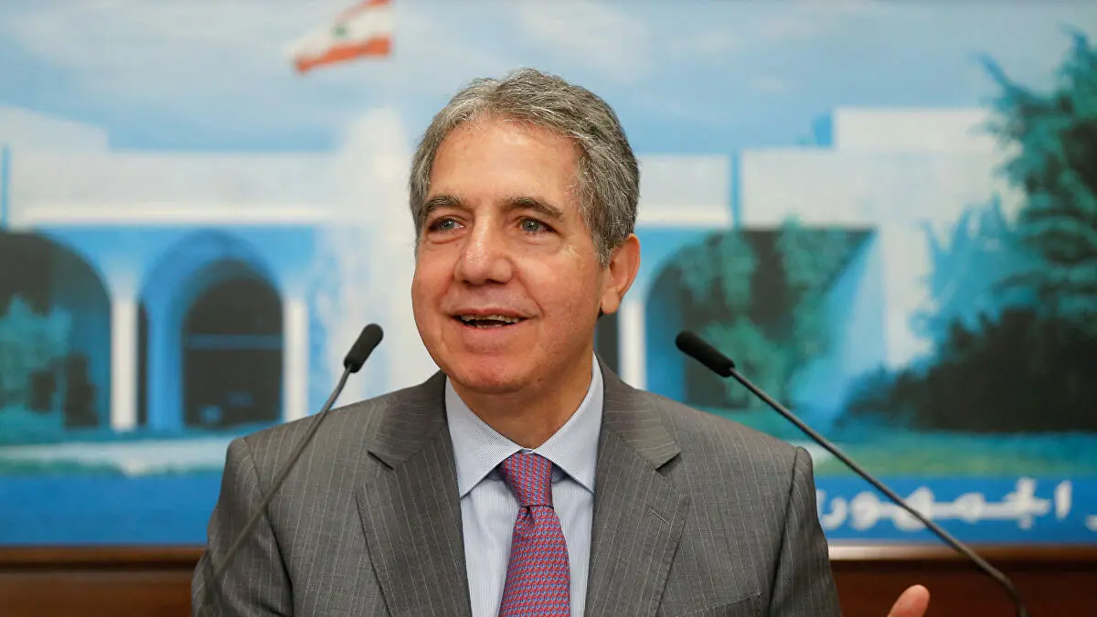 لبنان يبدي استعداده لتعويم الليرة بعد تلقي الدعم الخارجي