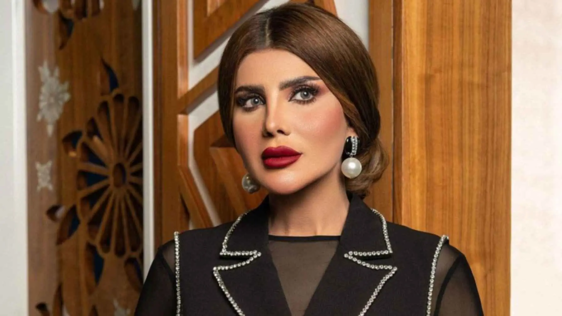 إلهام الفضالة تكشف حقيقة مقاضاتها هيا الشعيبي