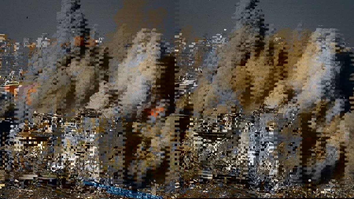 "كازانوفا غزة".. بلوغر فلسطيني حرمته الحرب من عائلته