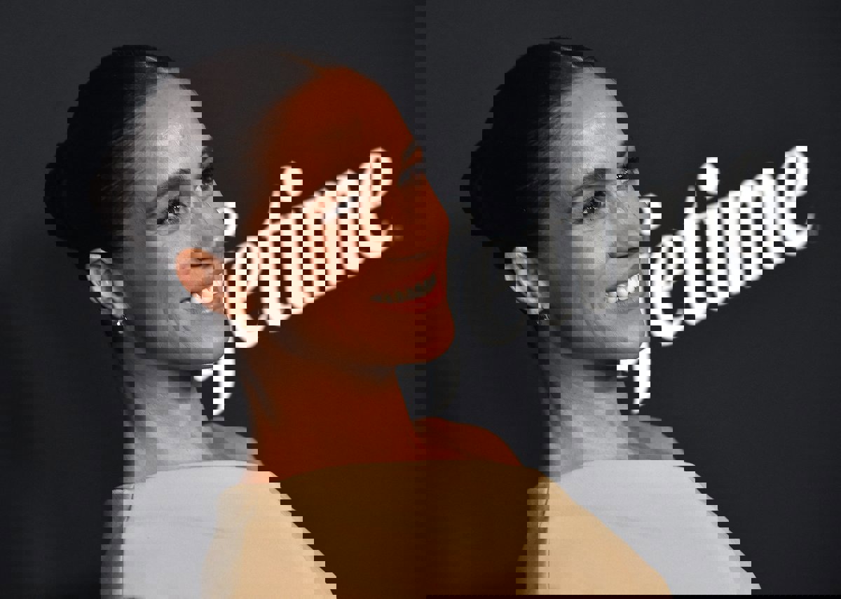 قبل ظهور كيت ميدلتون بساعات.. ميغان ماركل تروّج لـ"مربى التوت"