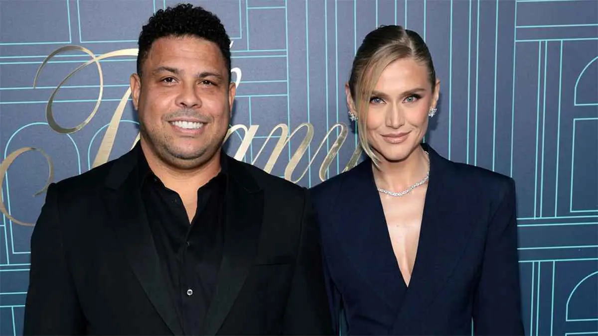 الفساد يستمر.. زوجة رونالدو نازاريو تشن هجوما على البرازيل