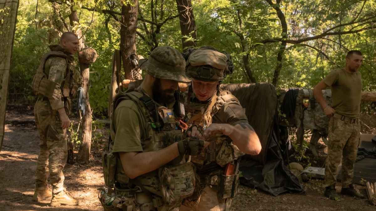 الجيش الروسي يواصل تقدمه في بوكروفسك ويسيطر على بلدة جديدة