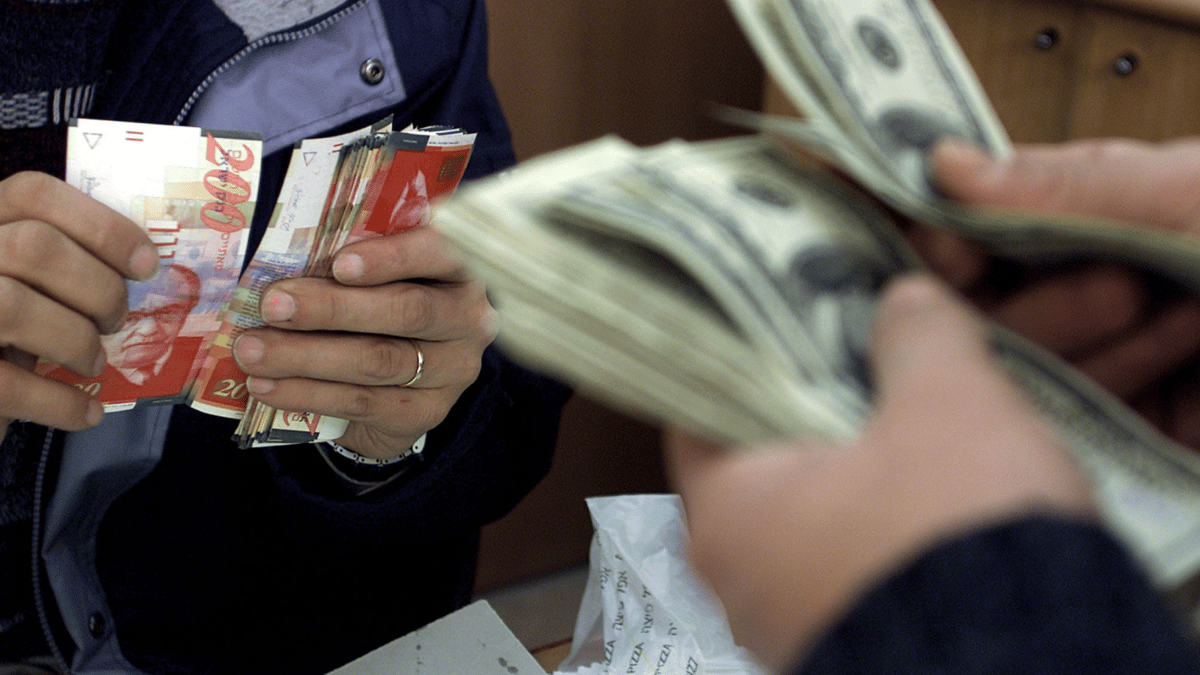 عملية رفح الوشيكة تهبط بسعر الشيكل