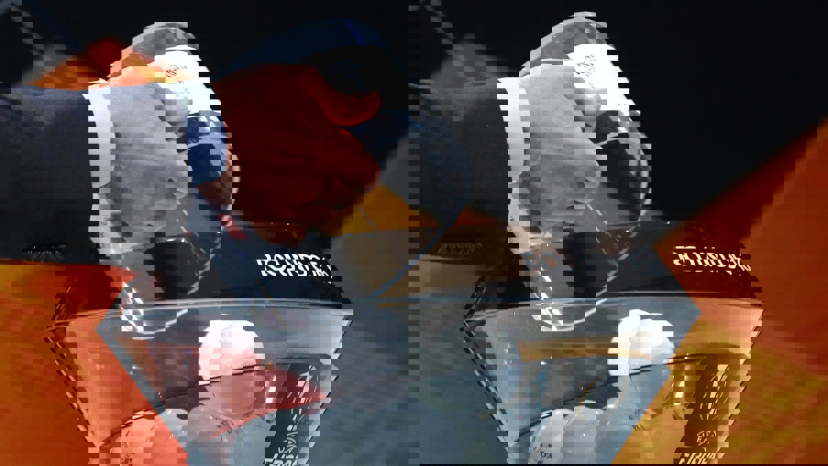 نتائج قرعة دور الـ16 بالدوري الأوروبي (صورة)