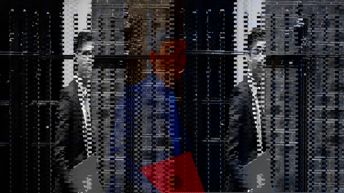 "أكثر ثراء من أن يكون رئيسا للوزراء".. ريشي سوناك في مرمى الانتقادات

