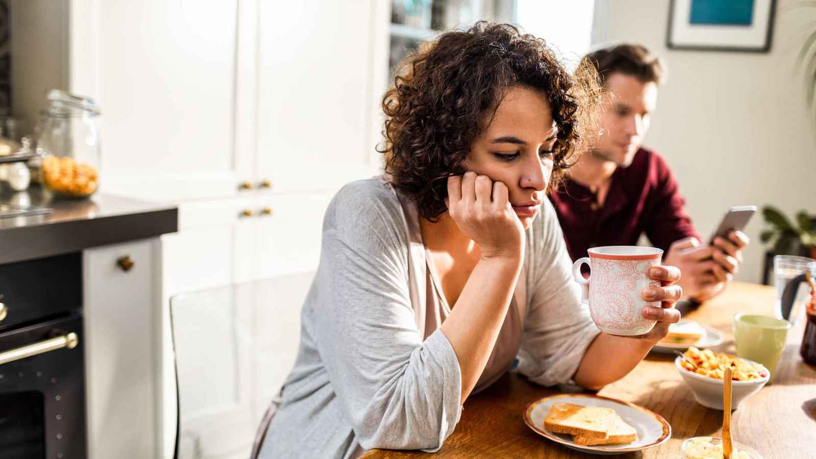 "خطتك هي المشكلة".. لماذا تشعر بالقلق رغم "الأكل الصحي"؟