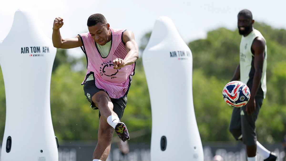 تشابي ألونسو يعلن موقف مبابي من المشاركة أمام يوفنتوس