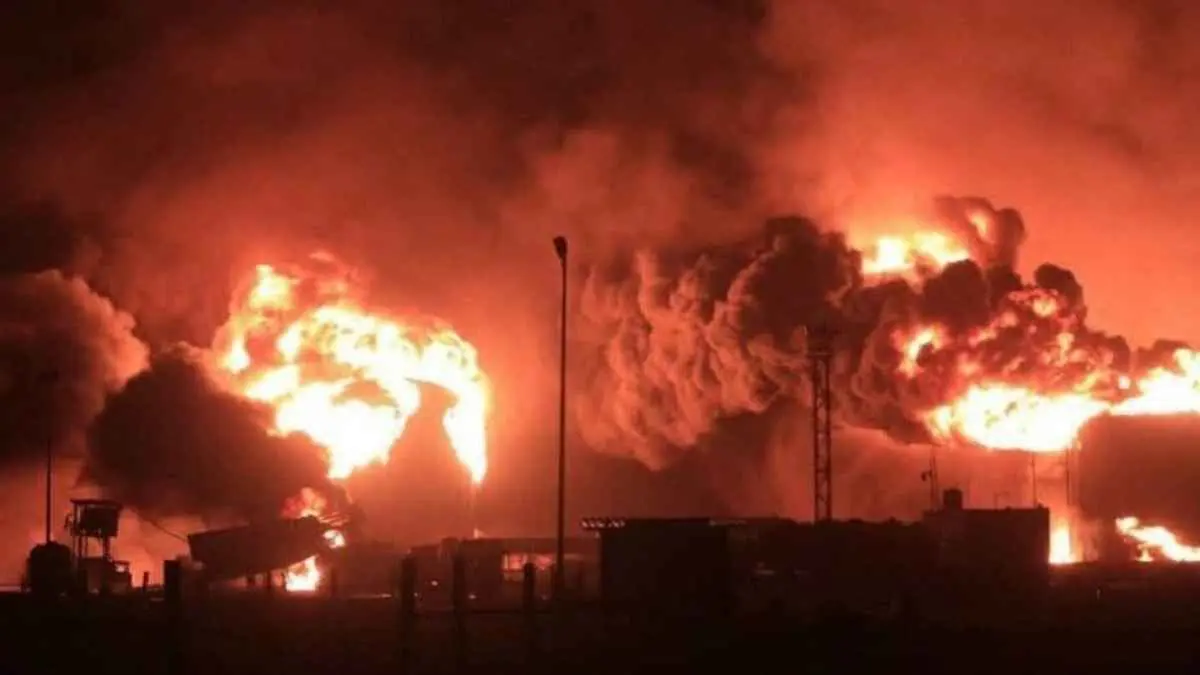 مصادر يمنية تكشف حجم الخسائر جراء الغارات الإسرائيلية على الحديدة