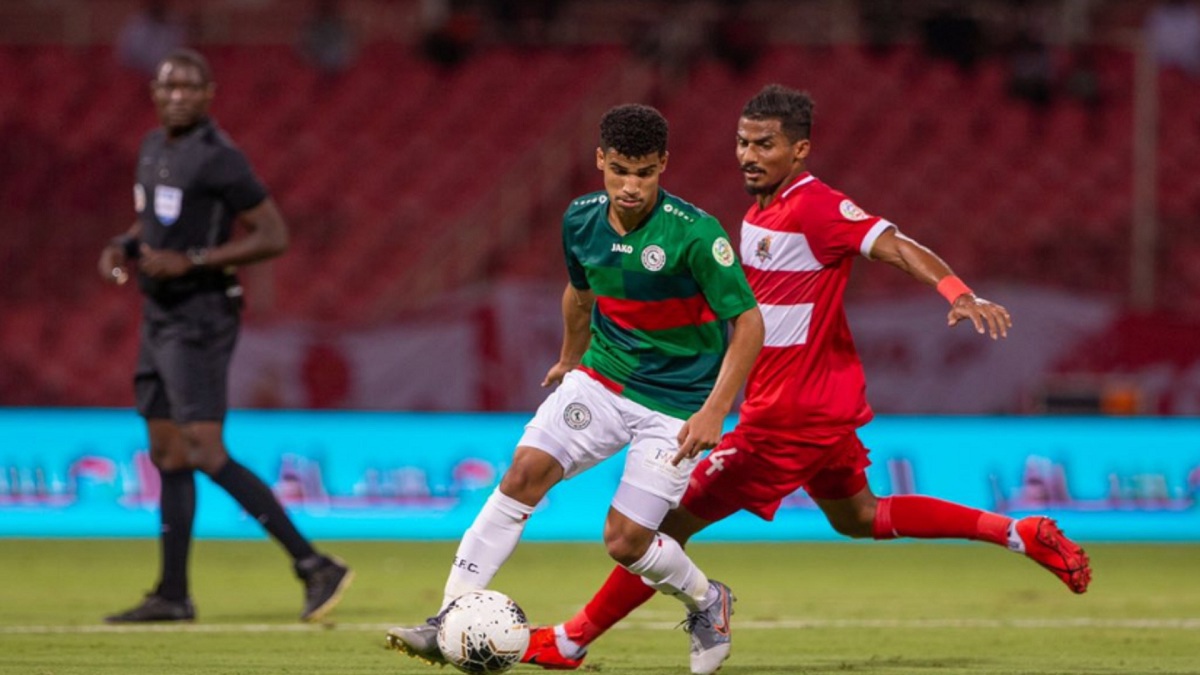 الهلال السعودي يتفق مع فواز الطريس ويقترب من عبد المحسن القحطاني