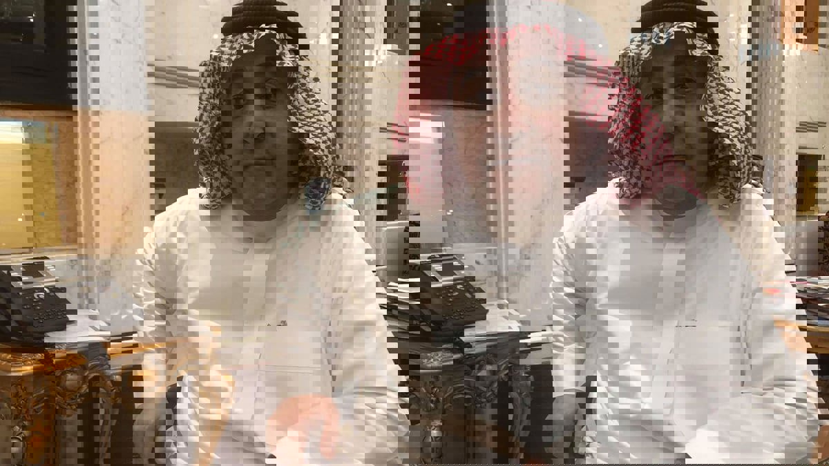 نجل داوود الشريان يوضح حقيقة وضع والده الصحي