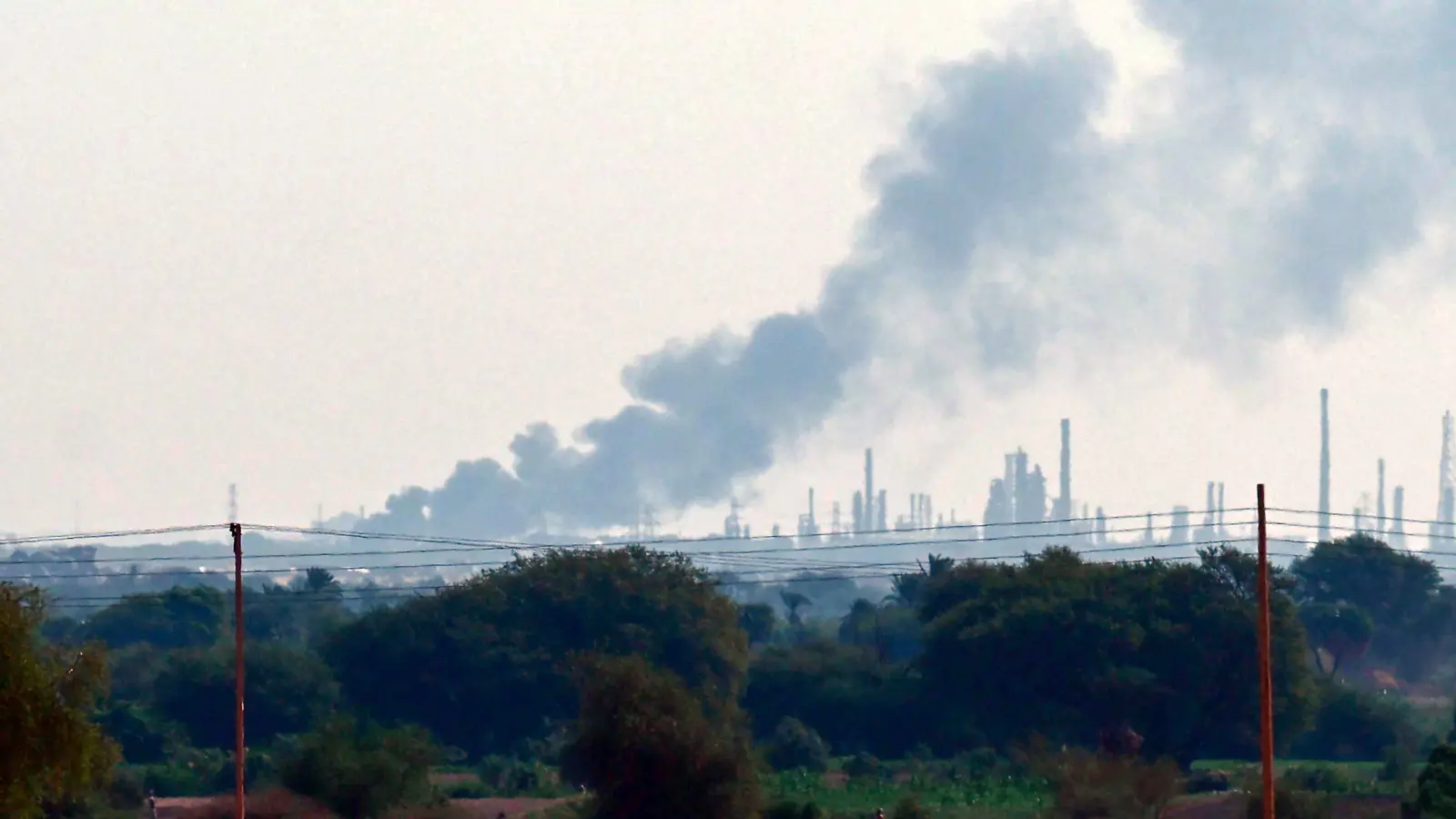 الدعم السريع: جيش البرهان يقصف أم درمان "للتغطية على جرائمه"