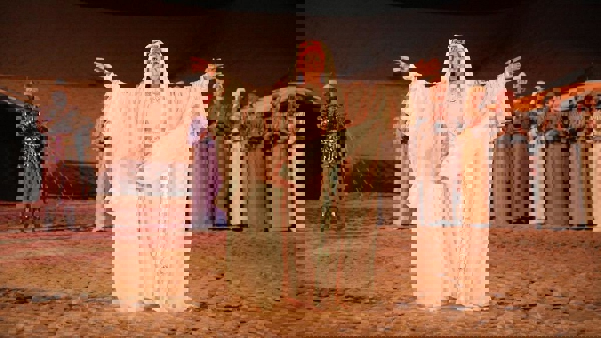 ما الذي يضيفه مهرجان "مسرح الشارقة" للساحة الثقافية العربية؟