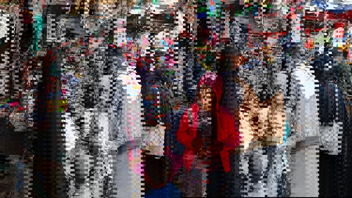 ارتفاع الأسعار "ينغص" على سكان صنعاء فرحة العيد‎‎