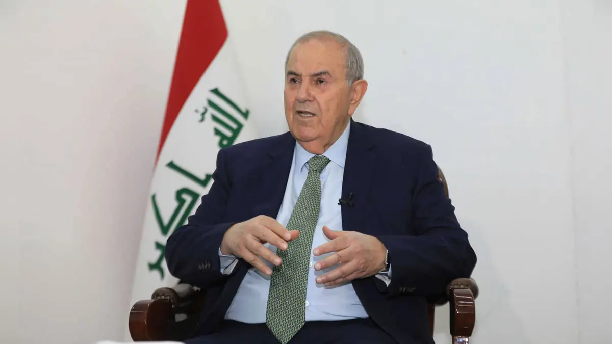 بعد تدهور حالته الصحية.. نقل السياسي العراقي إياد علاوي للعلاج في الأردن