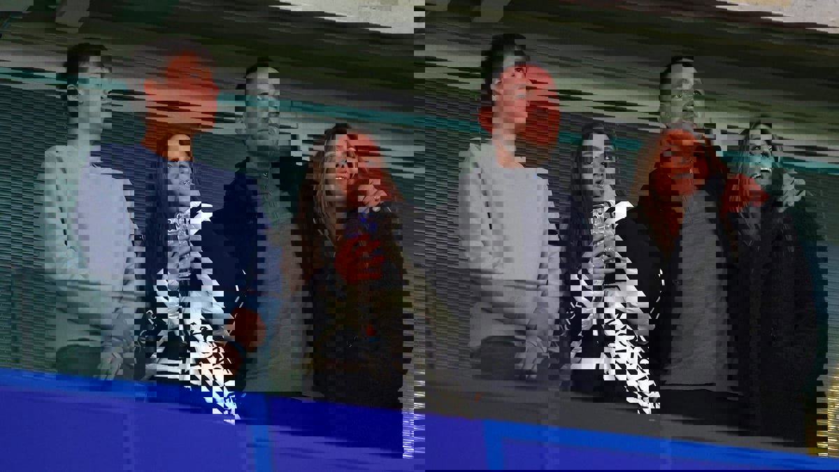 جون تيري أسطورة تشيلسي ينضم إلى عرض لشراء النادي