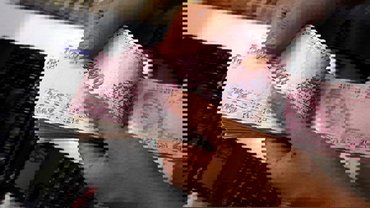 تركيا ترفع ضريبة النقد الأجنبي إلى 1%‎