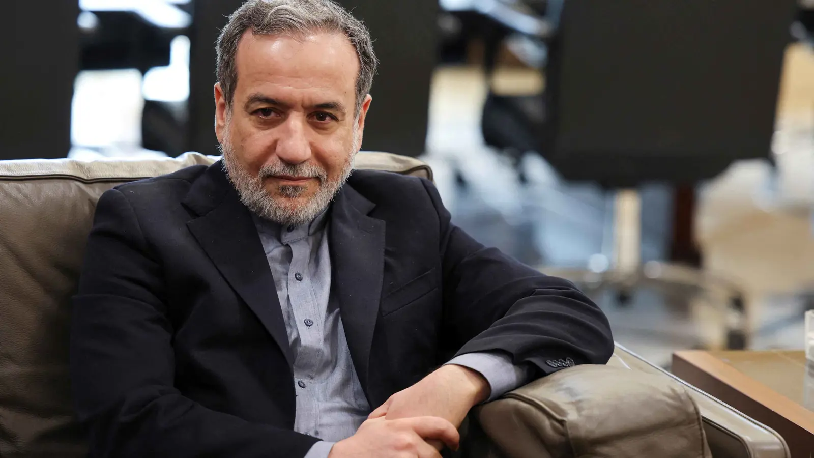 إيران تحدد شرط استئناف المفاوضات حول برنامجها النووي