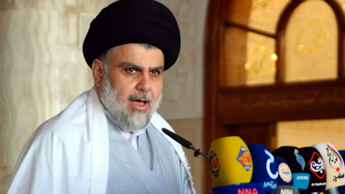 العراق.. الحراك الشعبي يتهم الصدر بـ"الخيانة" بعد انسحاب أنصاره