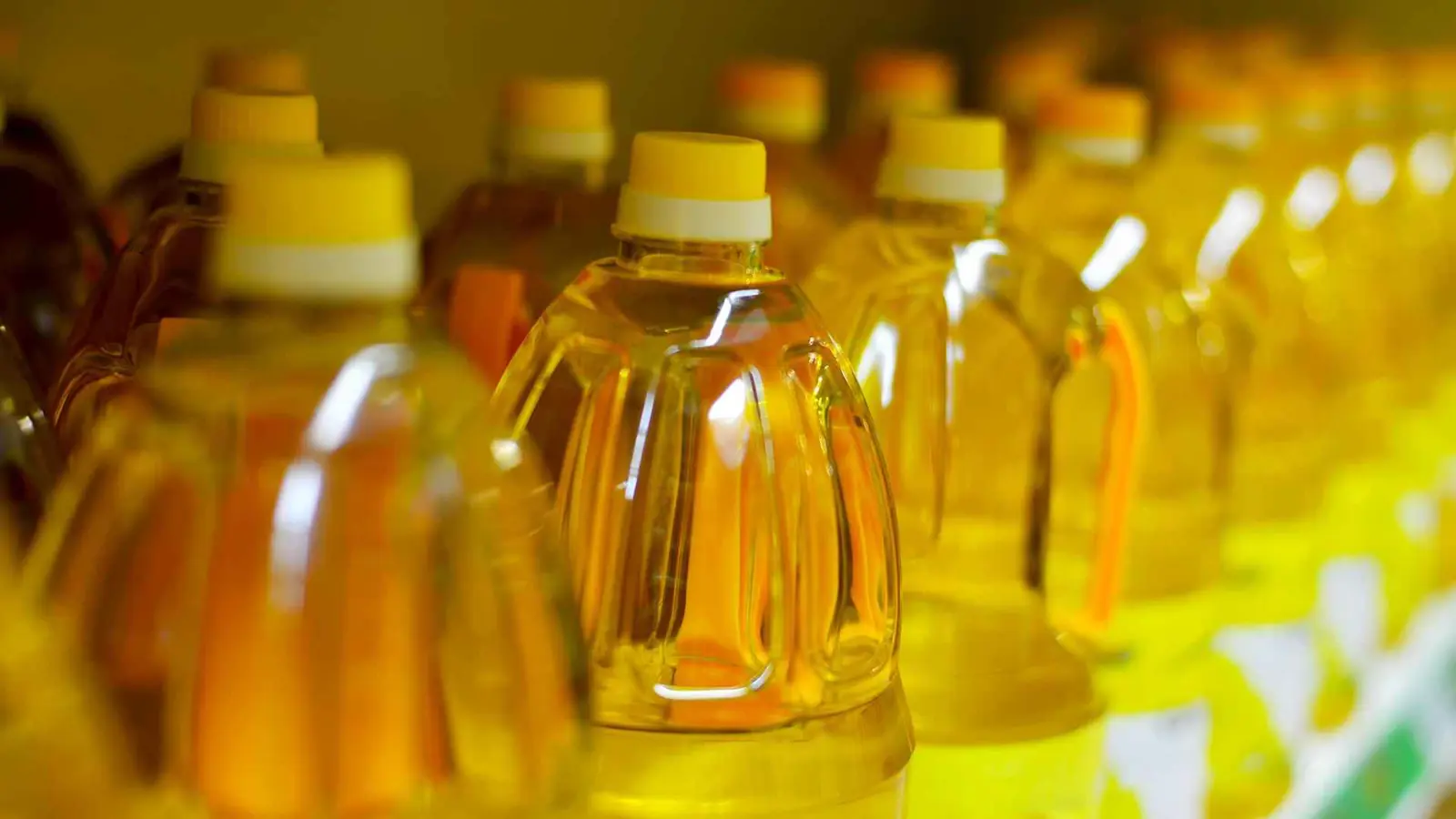 علاقة "مثيرة للقلق" بين زيت الطهي والسرطان