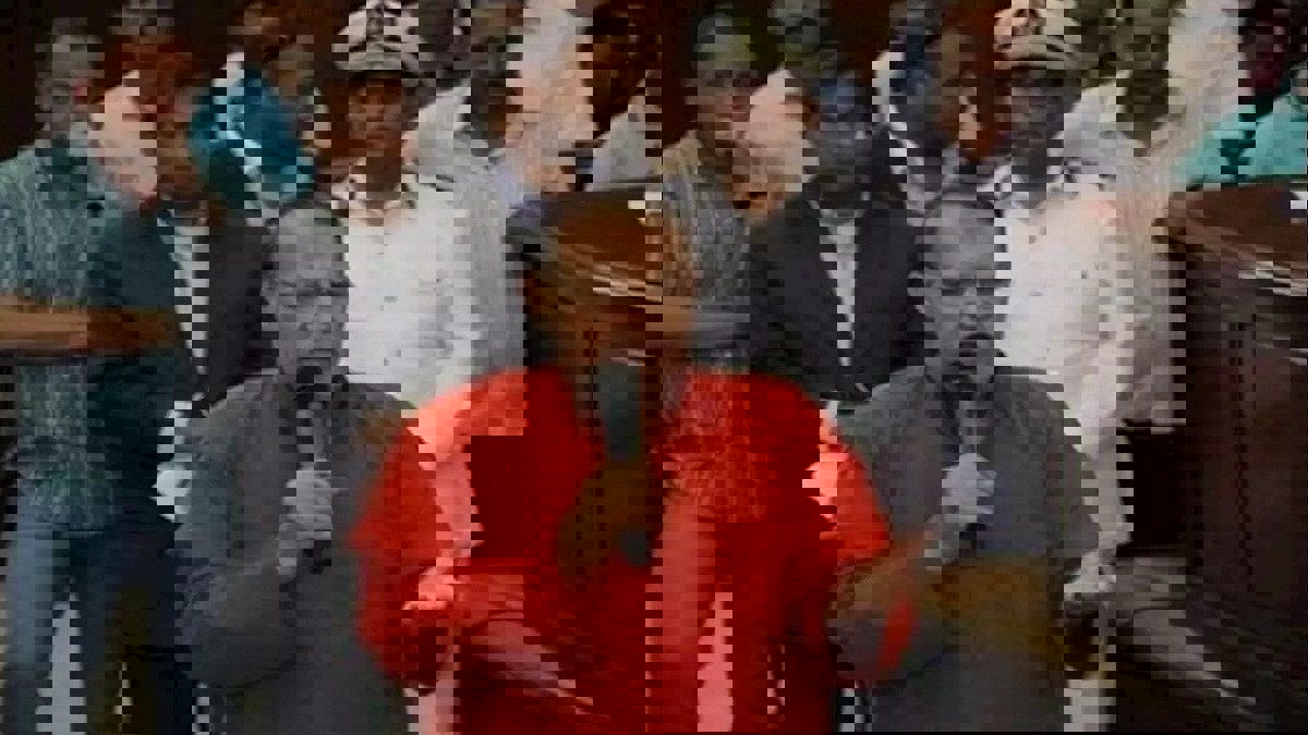 مصدر أمني مصري ينفي مزاعم حول تعرض عصام العريان لاعتداء من ضابط تسبب بوفاته