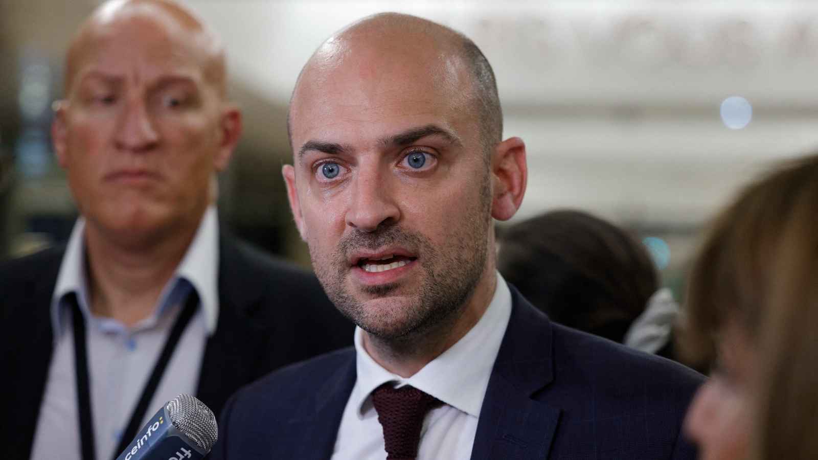 فرنسا تعلق على قصف كنيسة في غزة "تحظى بحمايتها"