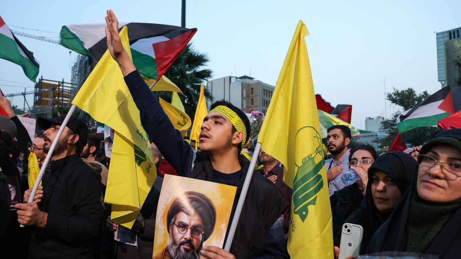 مسؤول إسرائيلي: إيران في مأزق وتل أبيب قادرة على "شلّ حركتها"