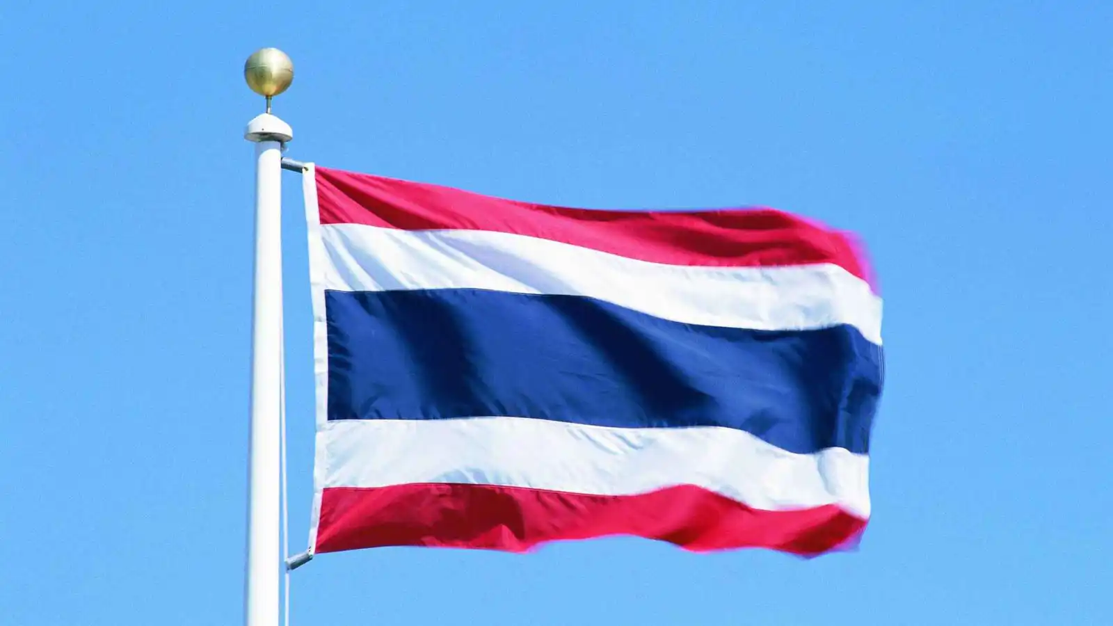 تايلاند: تشكيل حكومة جديدة بعد عزل شيناواترا بأمر قضائي