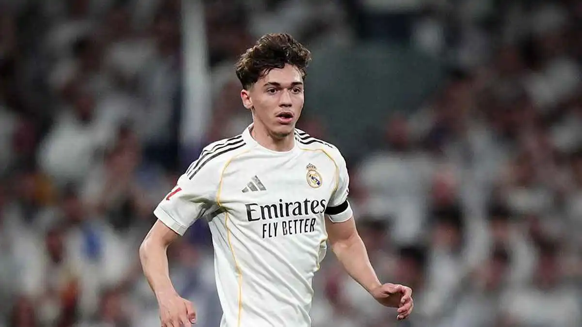 بعد دعوة بونو.. تياغو بيتارتش يحسم موقفه من ارتداء قميص منتخب المغرب (فيديو)