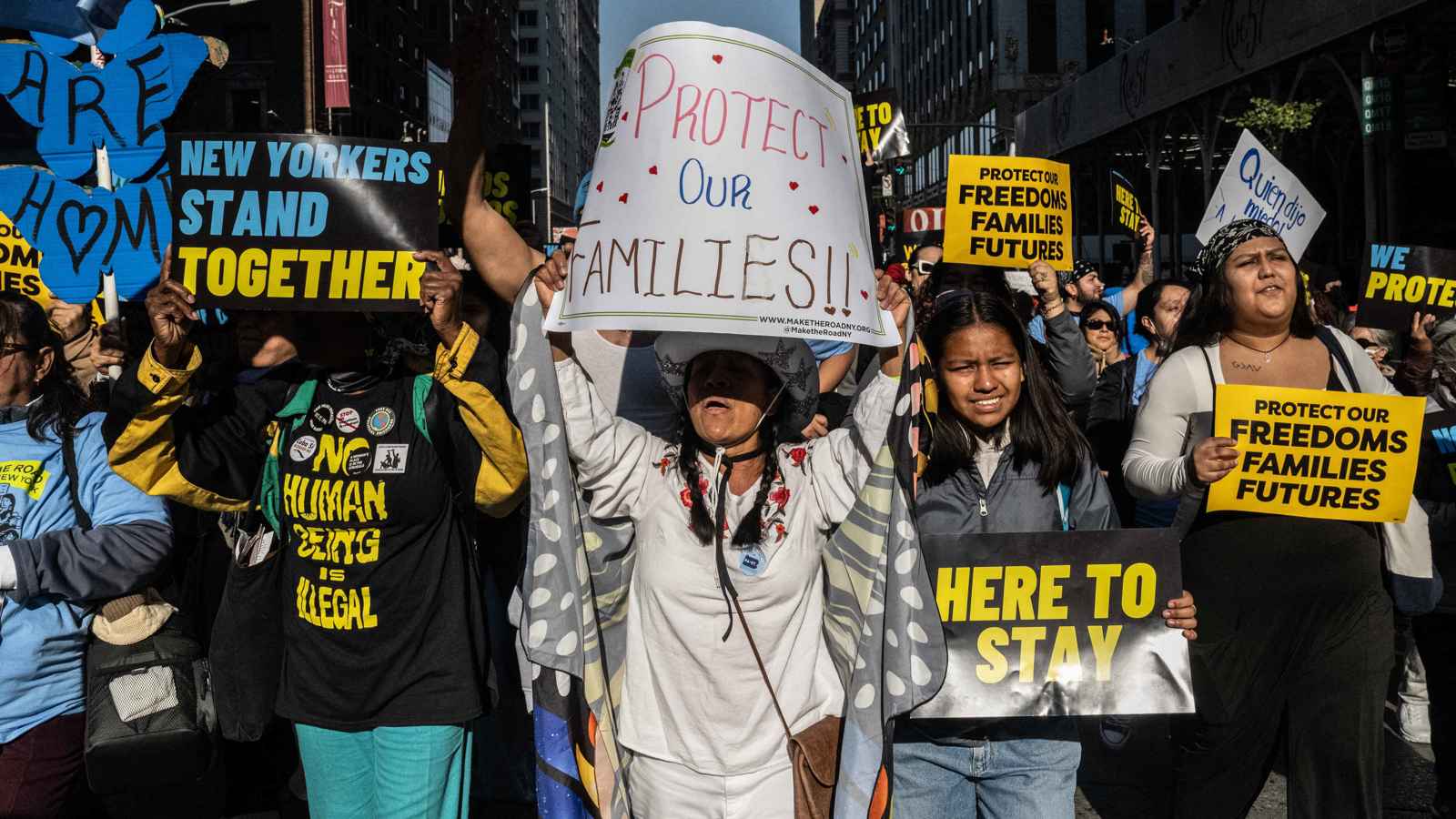 "شبح الترحيل".. سياسات ترامب تثير مخاوف عرب أمريكا