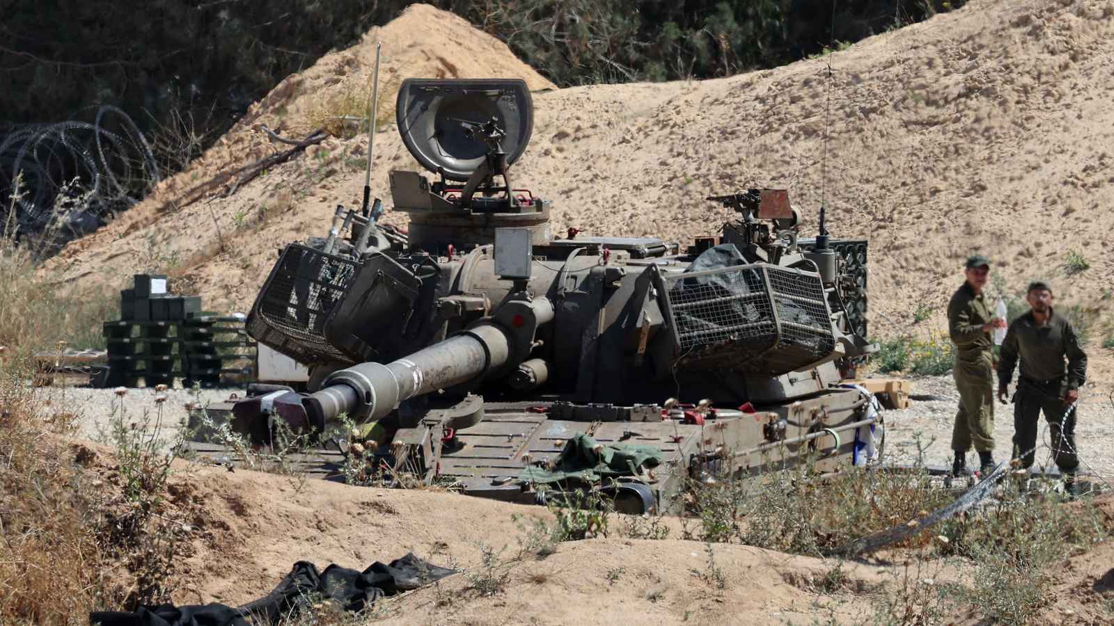 مدرعة وقوة إنقاذ.. تفاصيل كمين استهدف الجيش الإسرائيلي في خان يونس