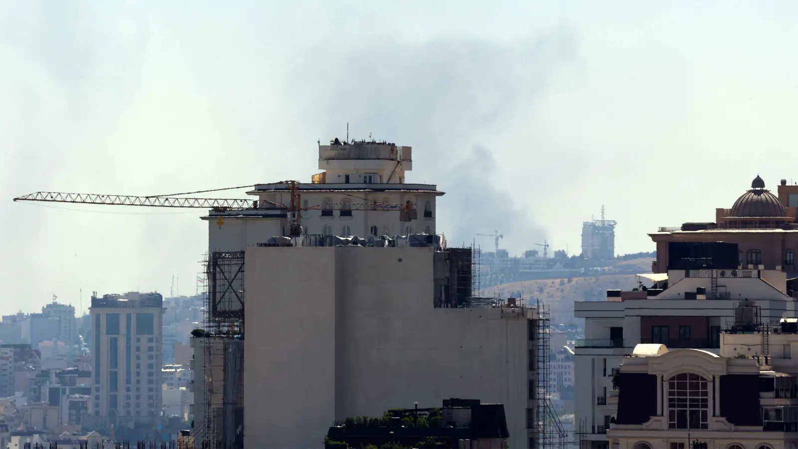 الضربات تتسع.. طهران تستفيق على وقع الغارات الإسرائيلية