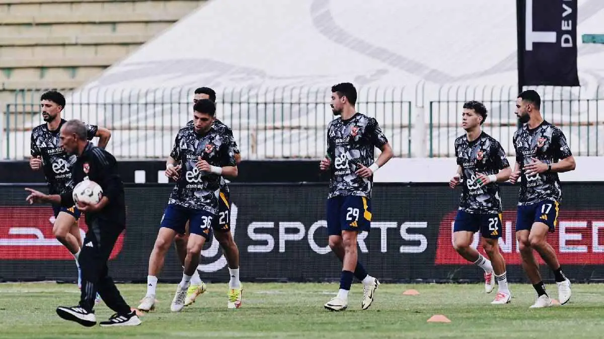 نجم الأهلي يطلب راتبا خرافيا للانتقال إلى الزمالك