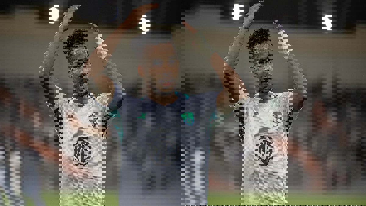 الأهلي السعودي: عبدالرحمن غريب هدد بعدم المشاركة مع الفريق