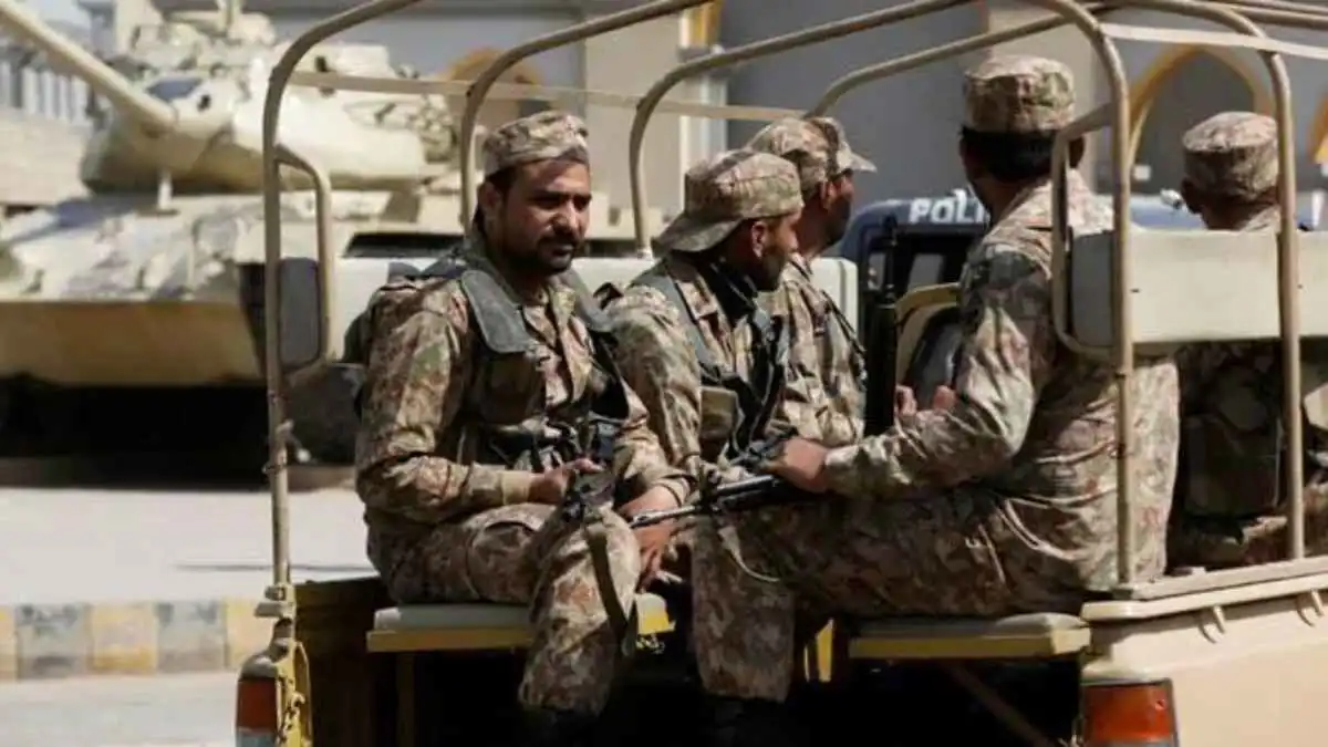 الجيش الباكستاني يعلن مقتل 5 مسلحين في بلوشستان