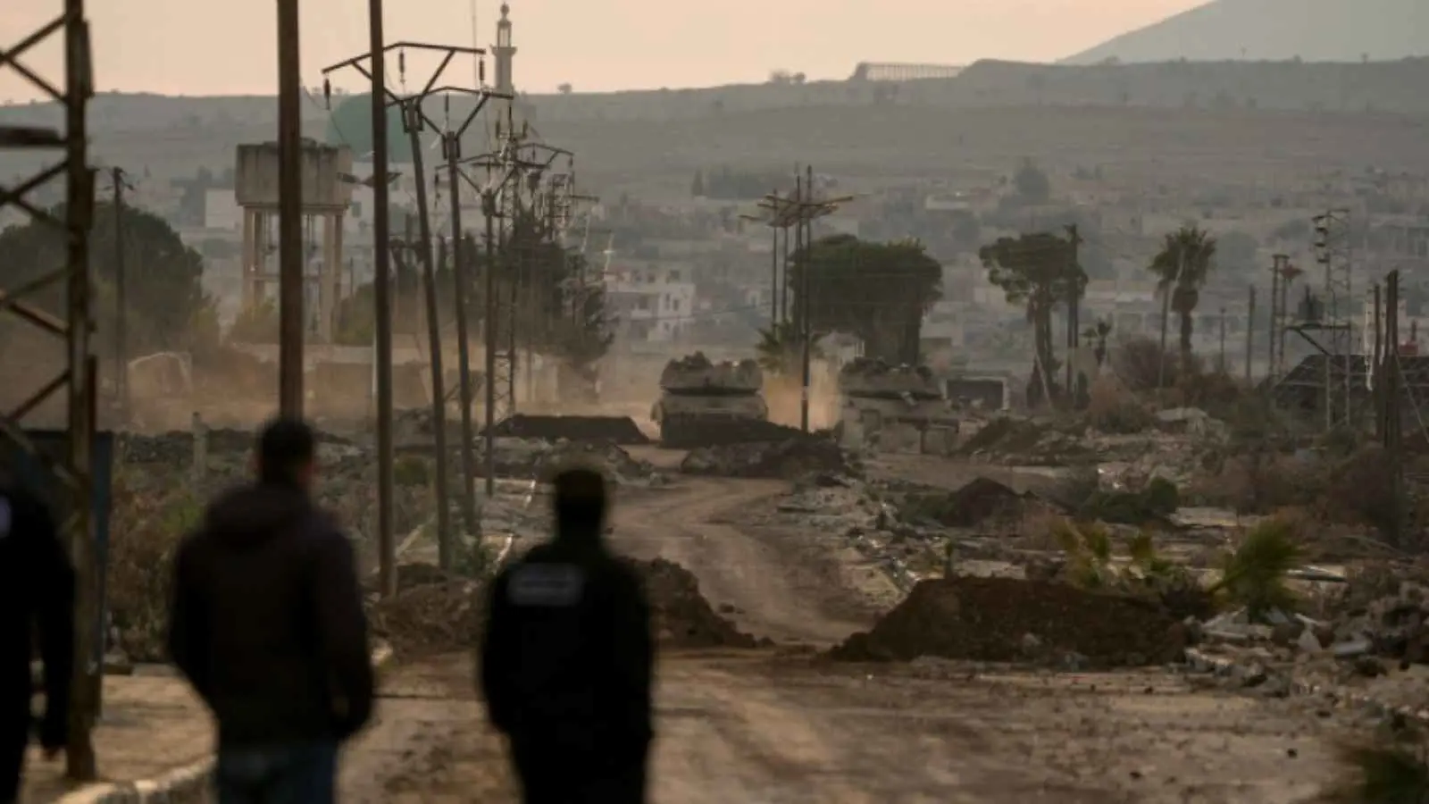 مجموعات شعبية تشتبك مع القوات الإسرائيلية في الجنوب السوري