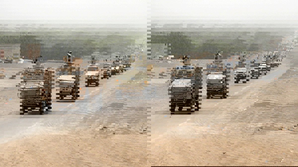 الشرعية واللعب بالنار.. زلزال أغسطس وتوابعه