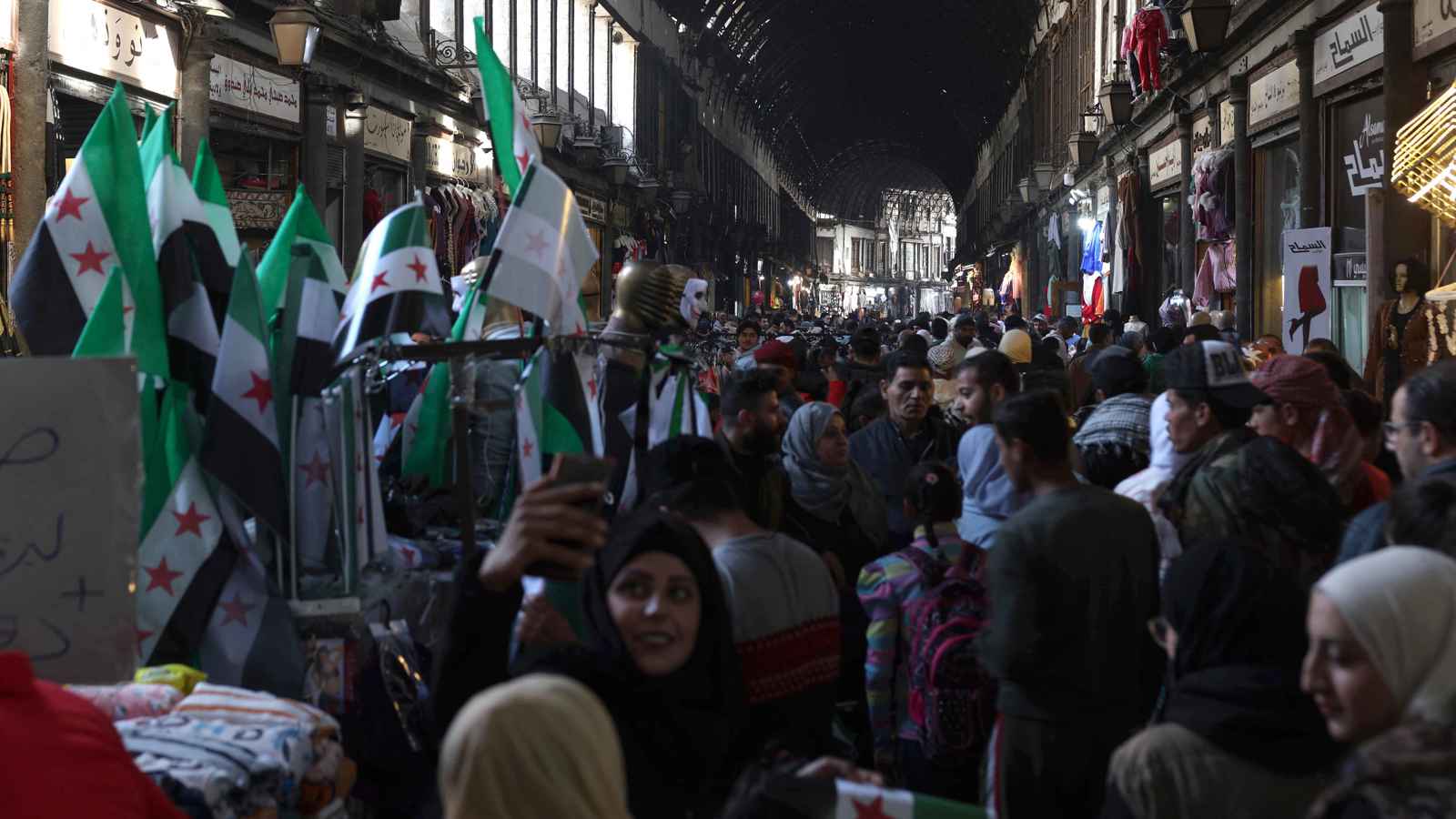 مصادر سياسية تتحدث لـ"إرم نيوز" عن كلفة إعادة إعمار سوريا