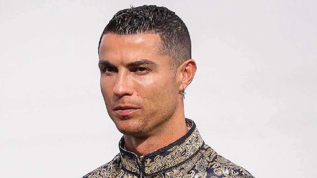 الجمهور وجد خطأ.. انتقادات بسبب ظهور كريستيانو رونالدو وفينيسيوس في إعلان ليجو 