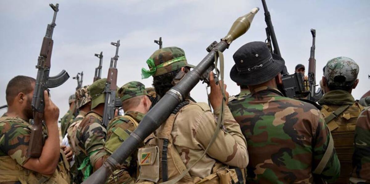 مقاتلو الحشد الشعبي يفجرون مسجدين وينهبون منازل السنة في الأنبار