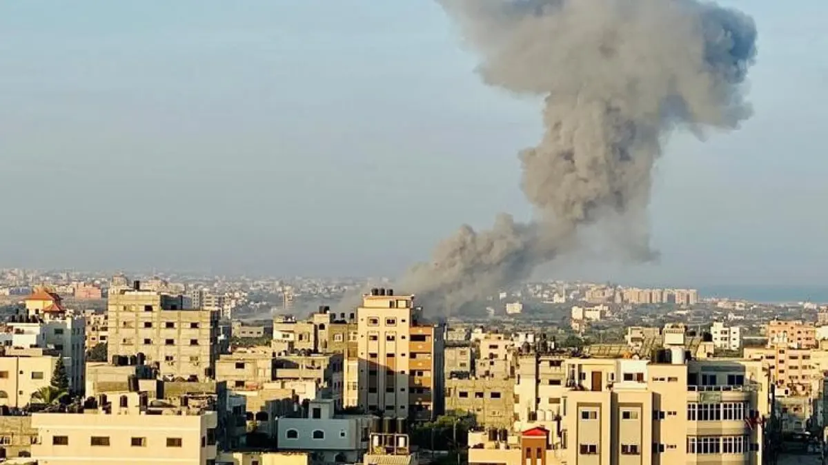 غارات إسرائيلية تستهدف "مواقع للفصائل" في غزة